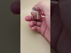 Gümüş Alüminyum-Plastik yuvarlak deri bakım şişeleri için açık düğmeli düz kapağı