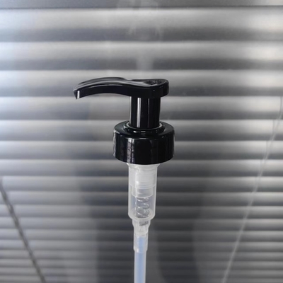 24/400 28/400 Siyah PP PE Malzeme Losyon Pompa Çıkışı 1,20 - 1,50ml/T