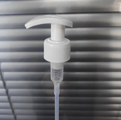 Losyon Pompası 316SS Yay Beyaz Gövde Losyon Dağıtıcı Pompa Boyun 24 / 28 Boşaltma Hızı K202-5