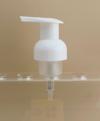 Şampuan Şişeleri İçin Zarif Tasarımlı Beyaz Plastik Köpük Pompa
