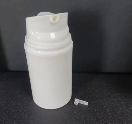 Lüks Slim Water Foaming Yeniden doldurulabilir Havacılıklı Kozmetik Pompa Şişesi