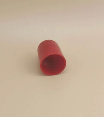 Cilt Bakım Şişeleri için Güzel Tasarımlı Kırmızı Plastik Kapak