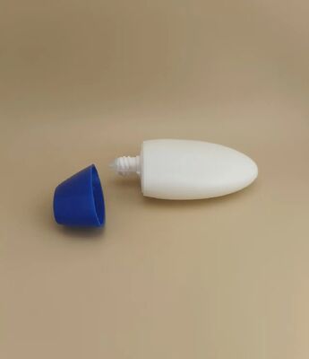 Şampuan için Mavi Kapaklı Beyaz Pürüzsüz Plastik Şişe